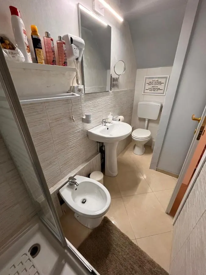 Apartamento La Dimora Del Principe Nápoles 0*,