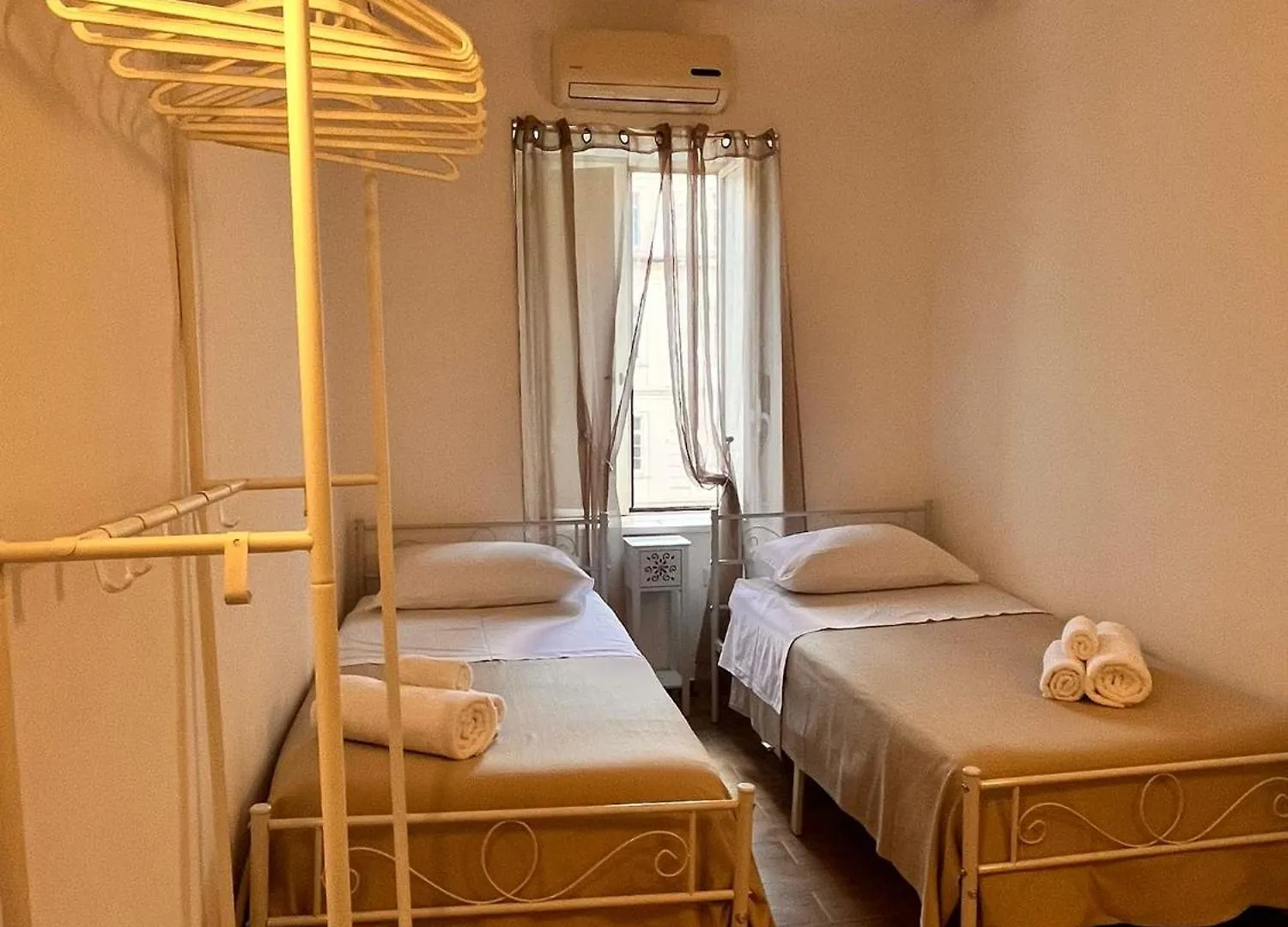Apartamento La Dimora Del Principe Nápoles Italia