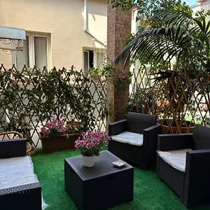Apartamento Infinity, Nápoles